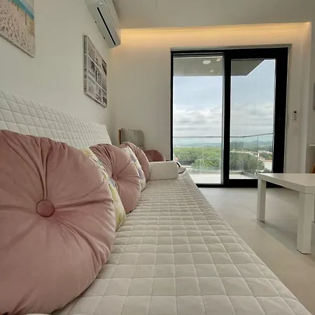 Lovely Sea-view شقة غوليم